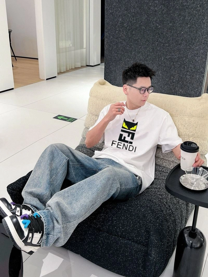 Comfortable Fendi T-Shirts 122045