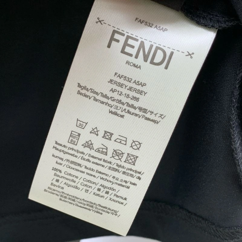 Fendi T-Shirts Durable 122051