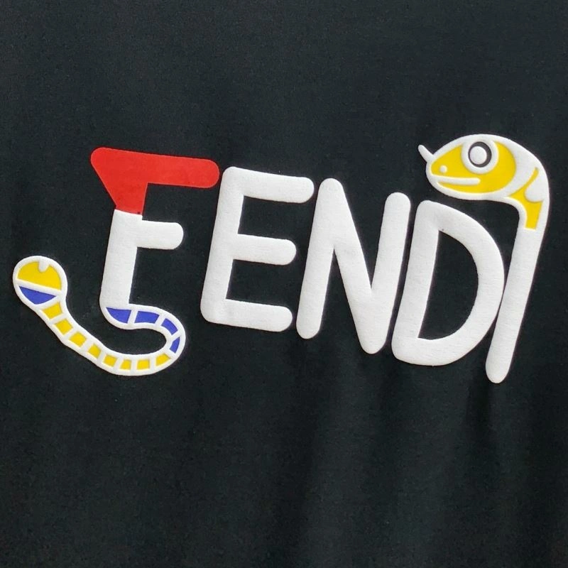Compact Fendi T-Shirts 122043