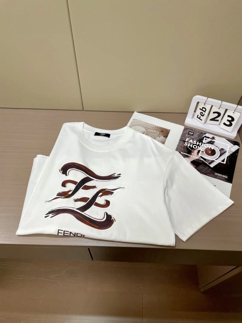 Fendi T-Shirts Cozy 122025