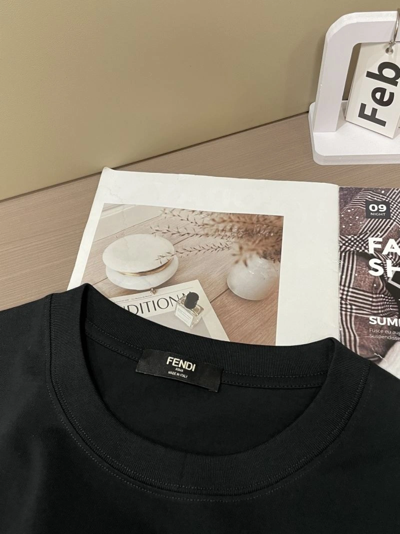 MoistureWicking Fendi T-Shirts 122050