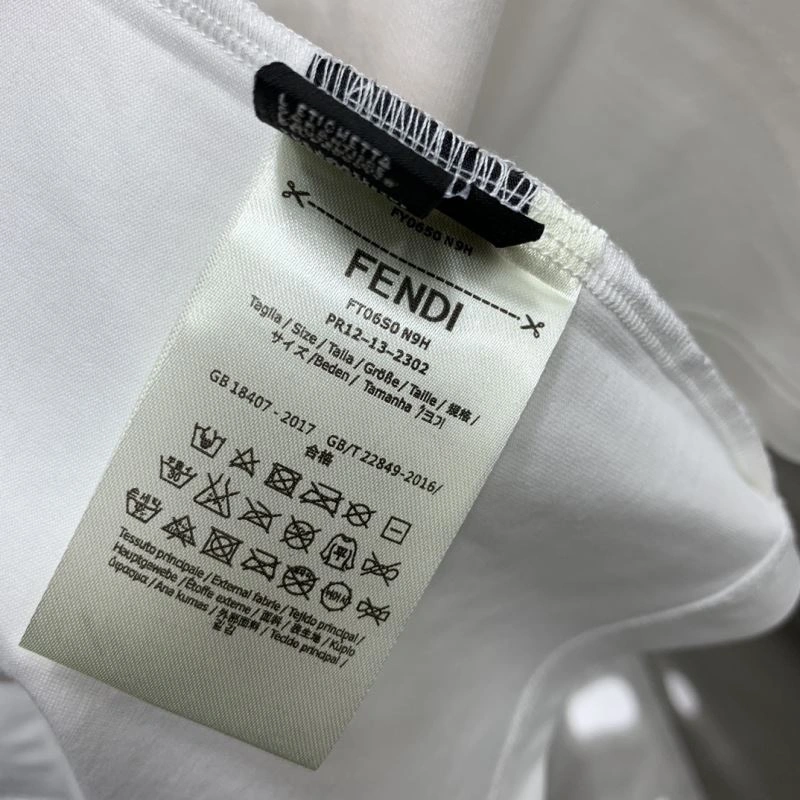 Comfortable Fendi T-Shirts 122018