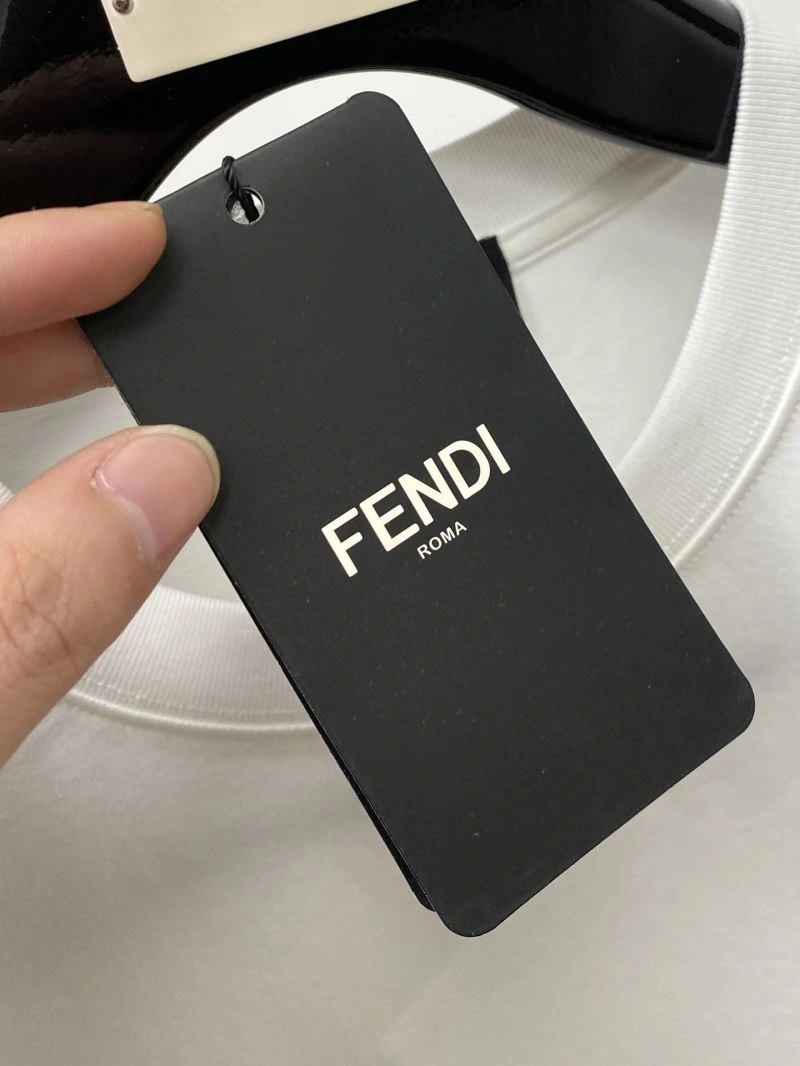 Fendi T-Shirts RelaxedFit 121989