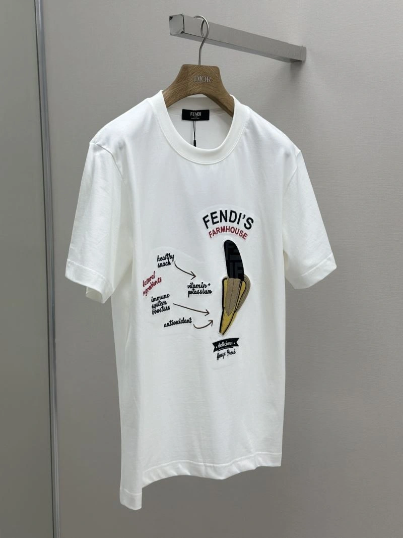 Tailored Fendi T-Shirts 121986