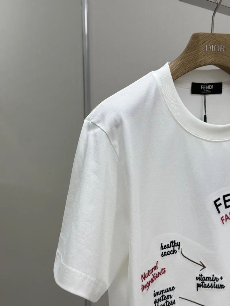 Tailored Fendi T-Shirts 121986