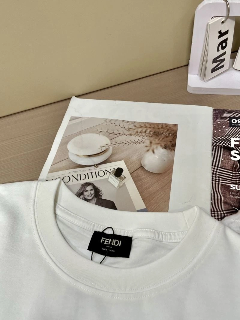 Durable Fendi T-Shirts 122000