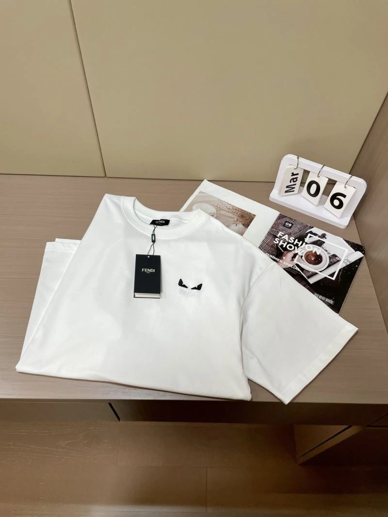 Durable Fendi T-Shirts 122000