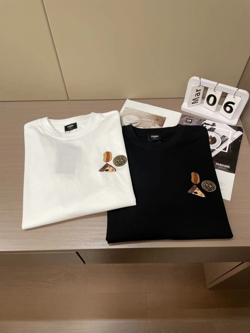 Fendi T-Shirts ComfortFit 121998