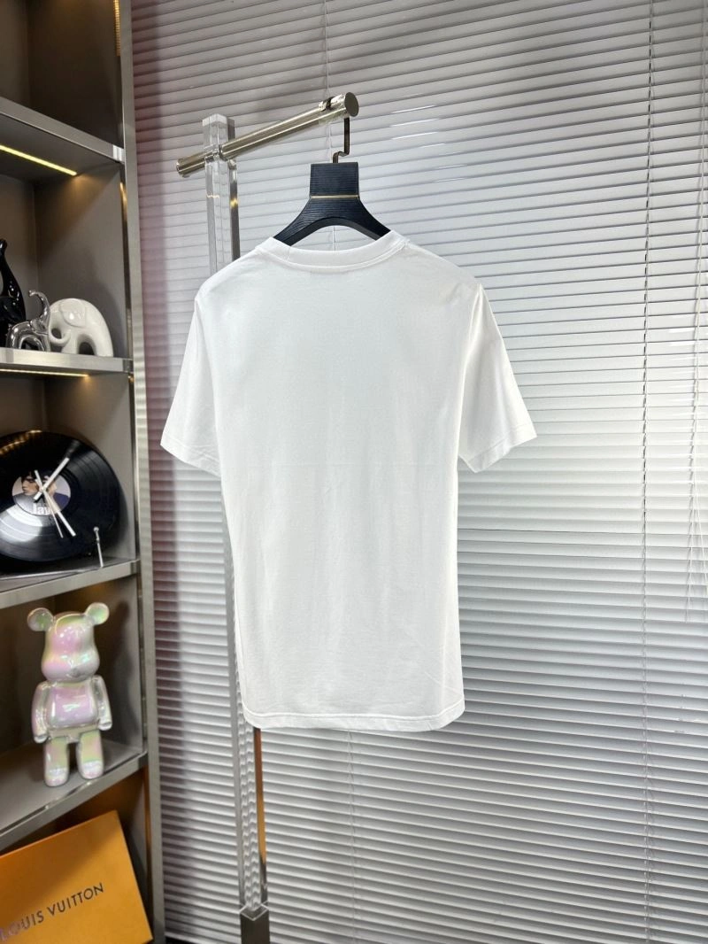 Comfortable Fendi T-Shirts 121979
