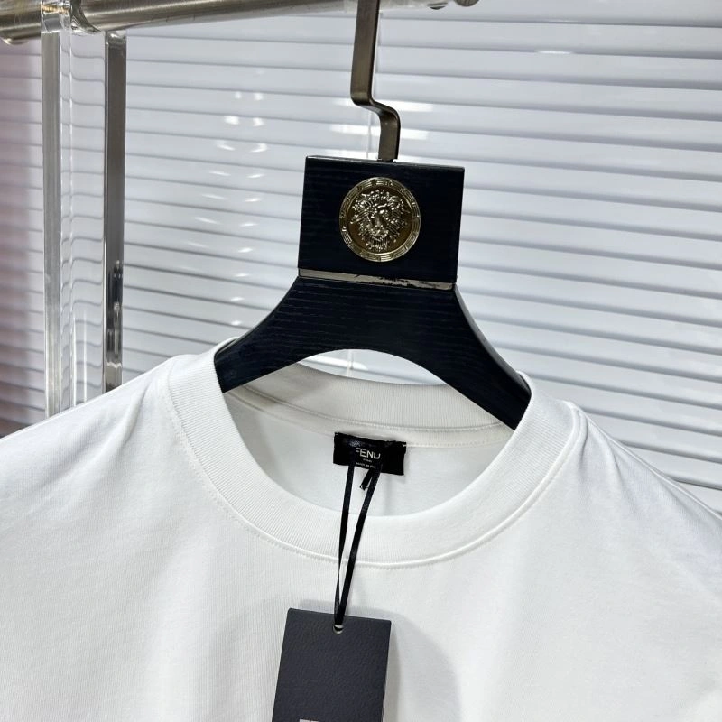 Comfortable Fendi T-Shirts 121979