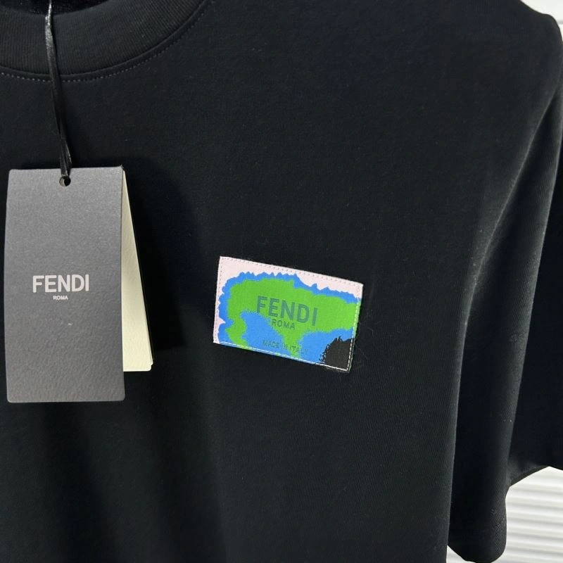 Fendi T-Shirts Sophisticated 121976