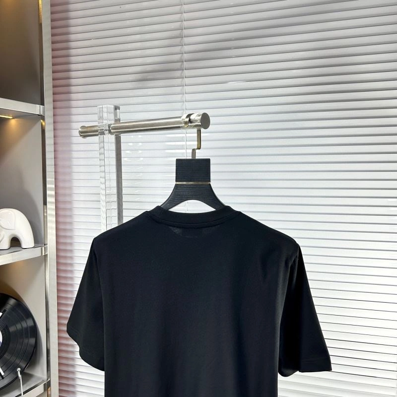 Fendi T-Shirts Sophisticated 121976