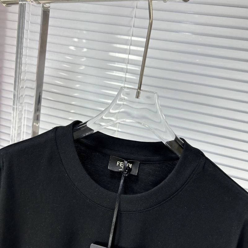 Fendi T-Shirts Sleek 121981