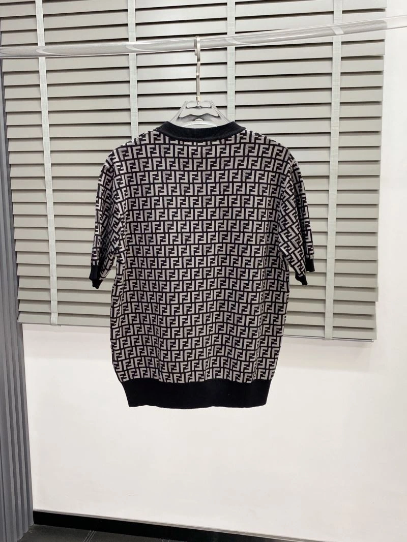 Fendi T-Shirts Lightweight 121975