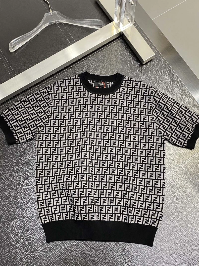 Fendi T-Shirts Lightweight 121975
