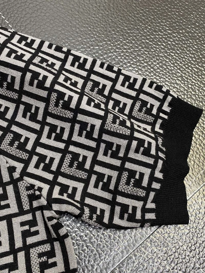 Fendi T-Shirts Lightweight 121975
