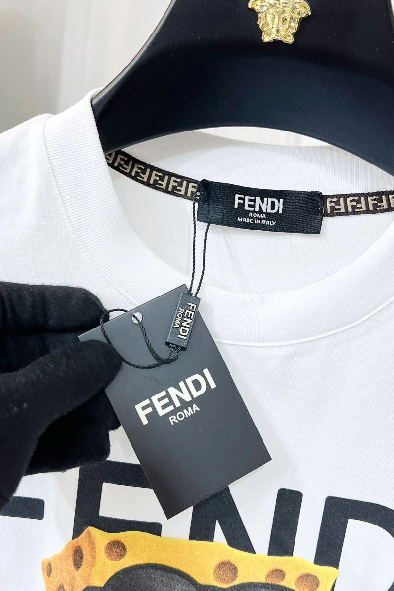 Fendi T-Shirts Reliable 121945
