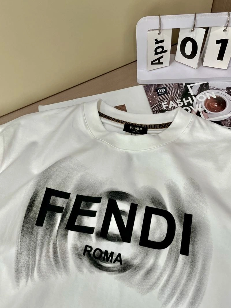 Fendi T-Shirts Stretchable 121969