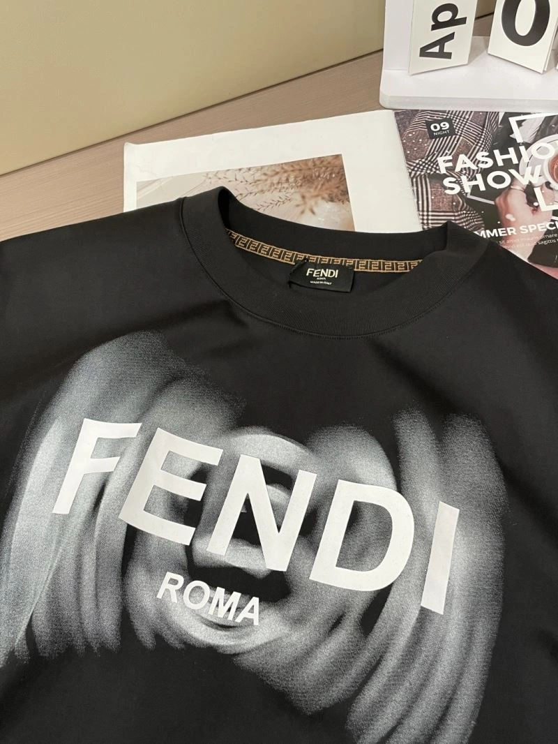 Fendi T-Shirts Stretchable 121969