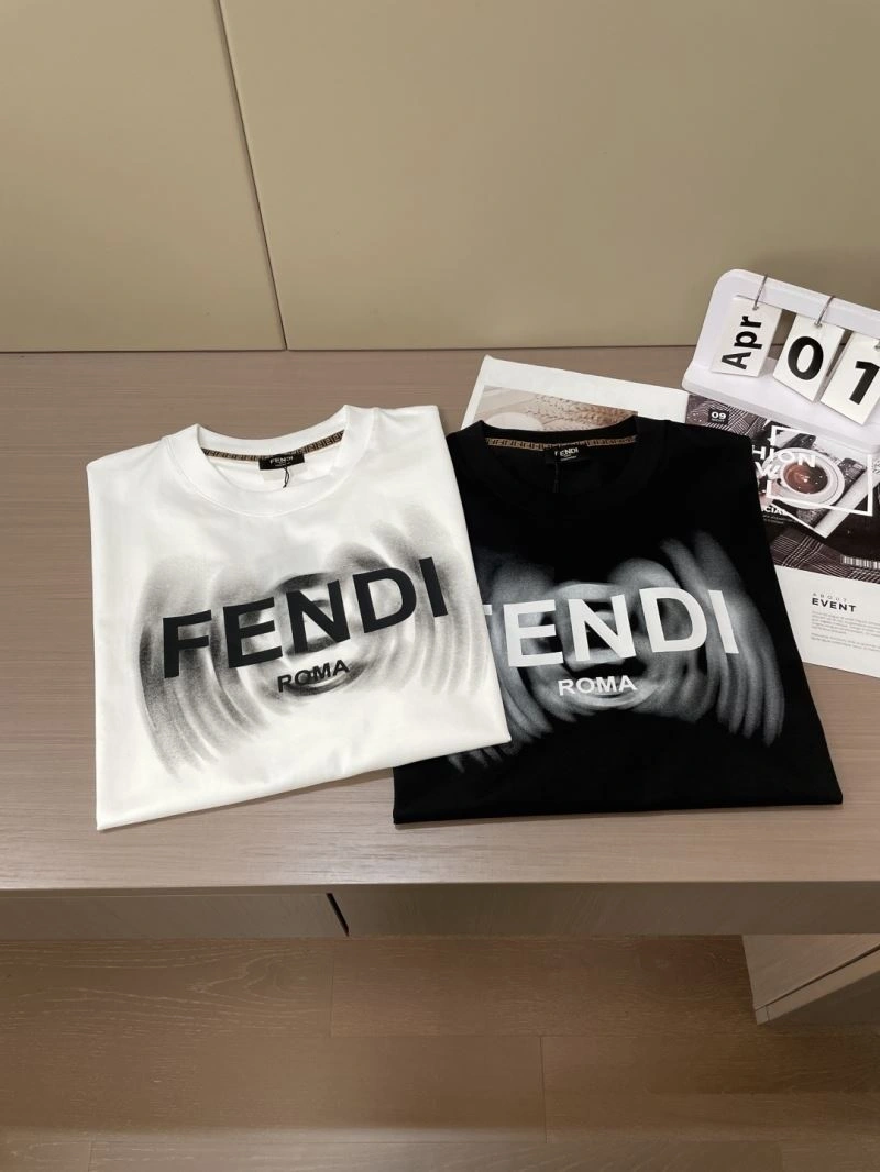 Fendi T-Shirts Stretchable 121969