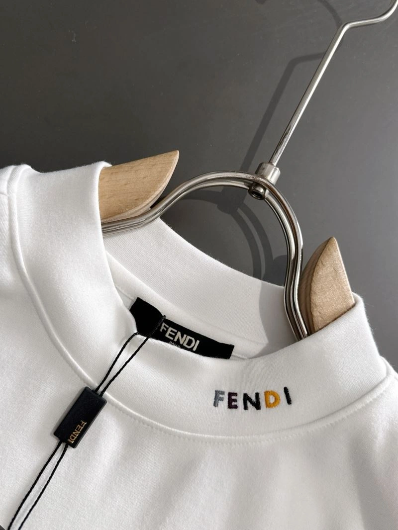 Fendi T-Shirts HighQuality 121952