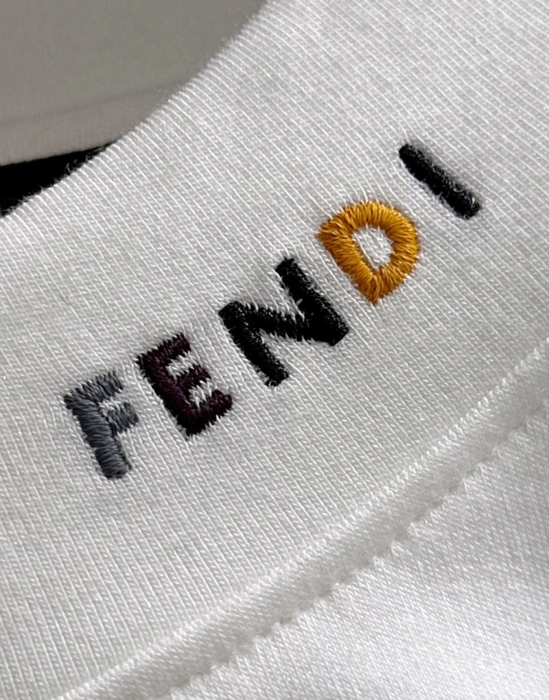 Fendi T-Shirts HighQuality 121952