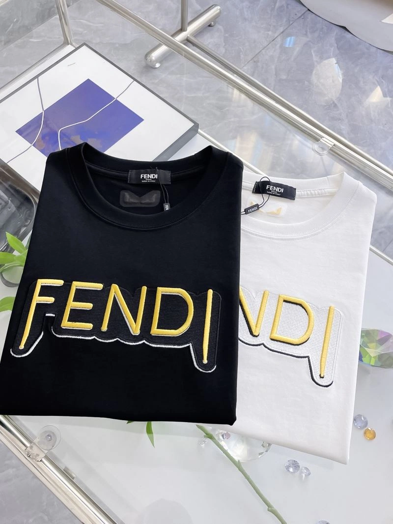 Contemporary Fendi T-Shirts 121948