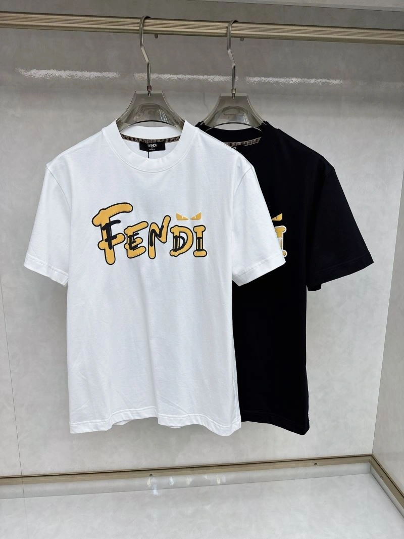 Fendi T-Shirts Effortless 121961