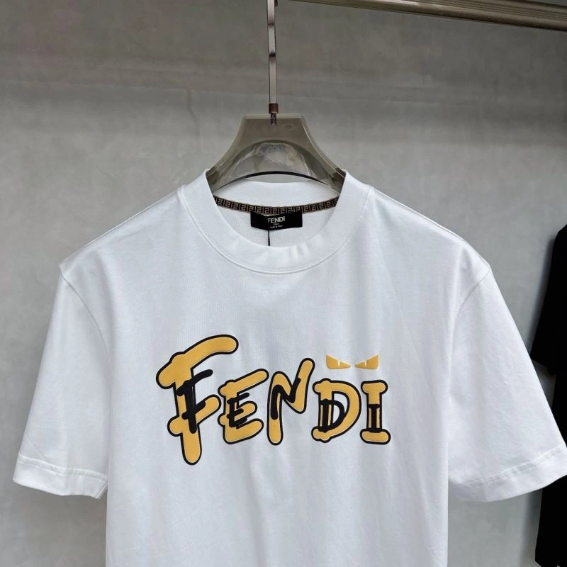 Fendi T-Shirts Effortless 121961