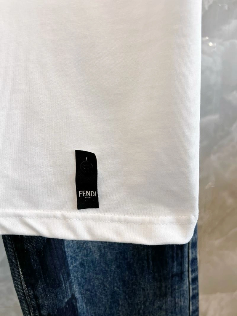 Fendi T-Shirts EasyMatch 121947