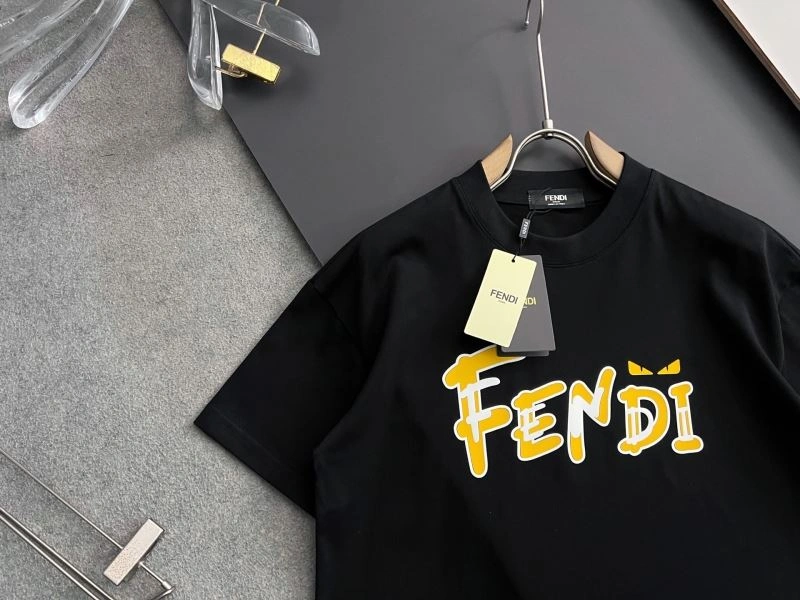 ModernLook Fendi T-Shirts 121936