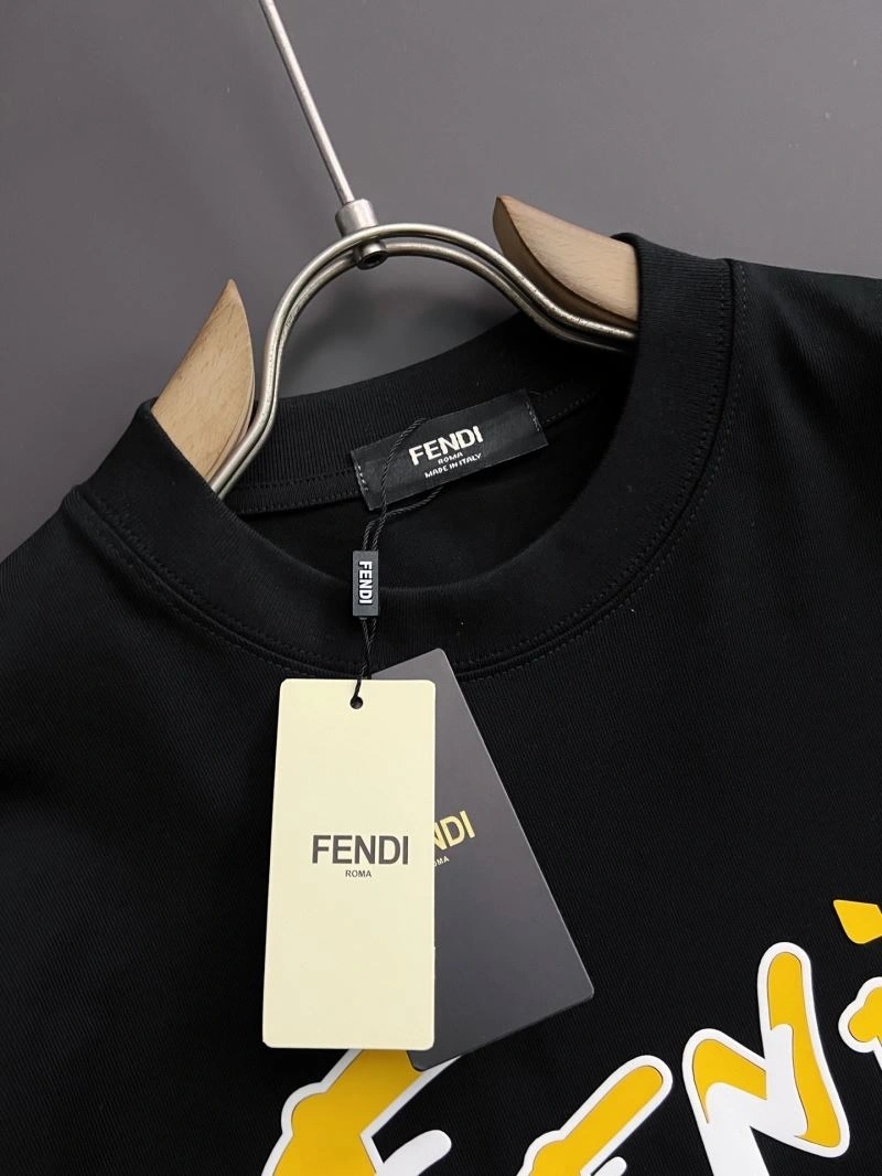 ModernLook Fendi T-Shirts 121936