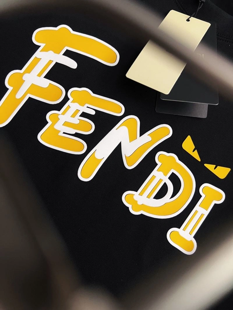 ModernLook Fendi T-Shirts 121936