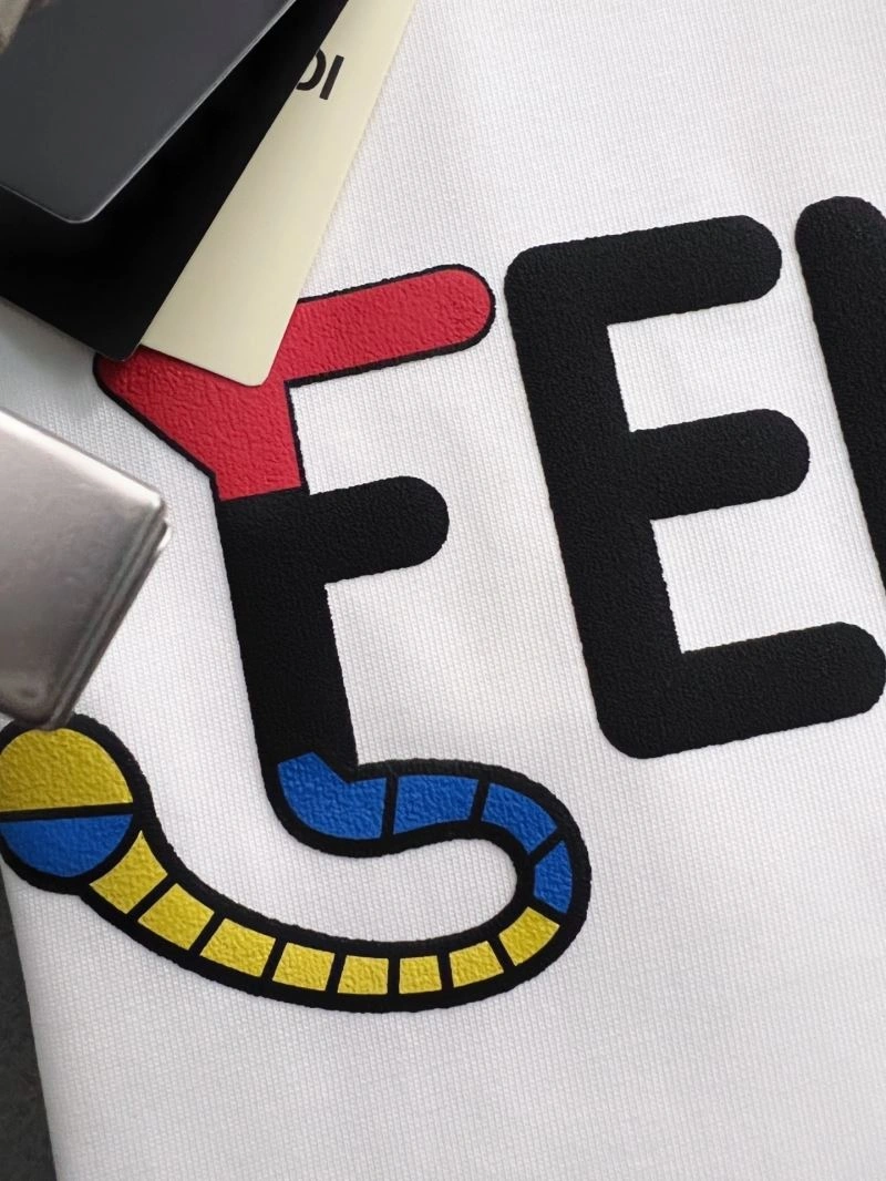 Sleek Fendi T-Shirts 121941