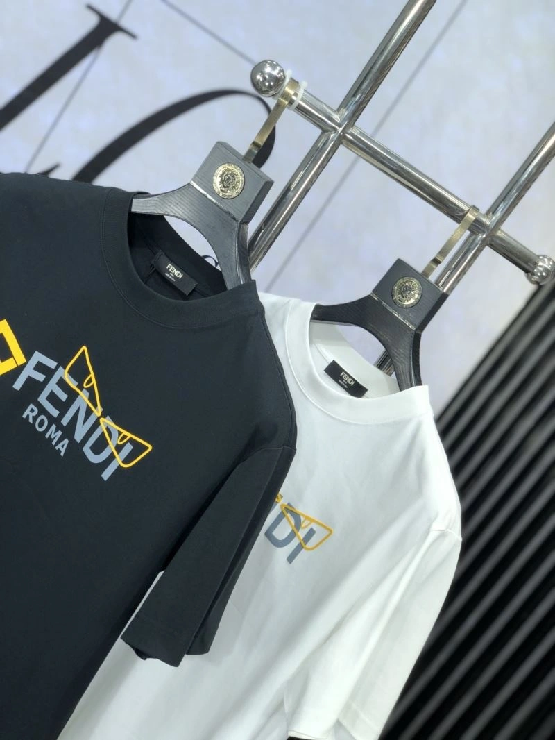 Versatile Fendi T-Shirts 121907