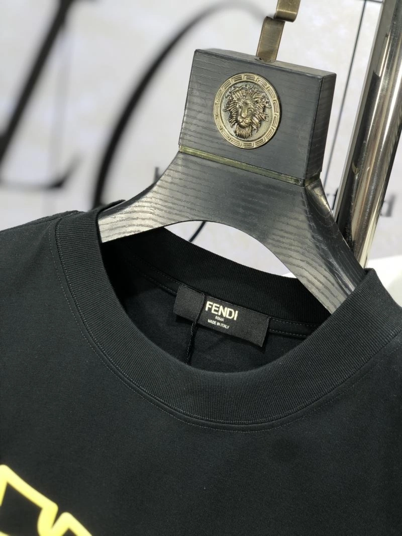 Snug Fendi T-Shirts 121910