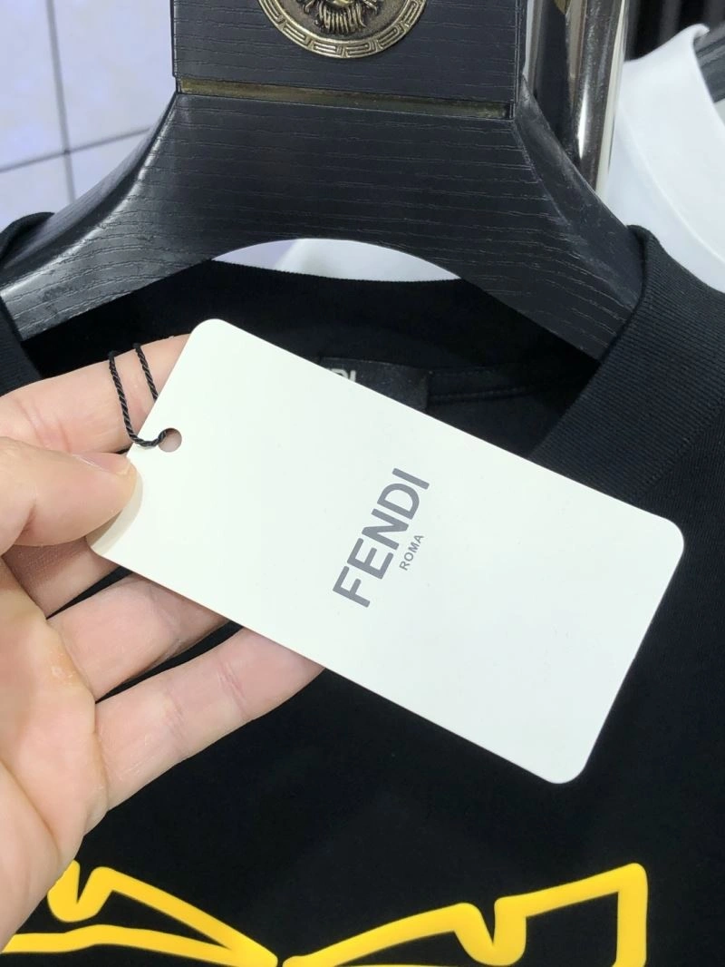 Snug Fendi T-Shirts 121910