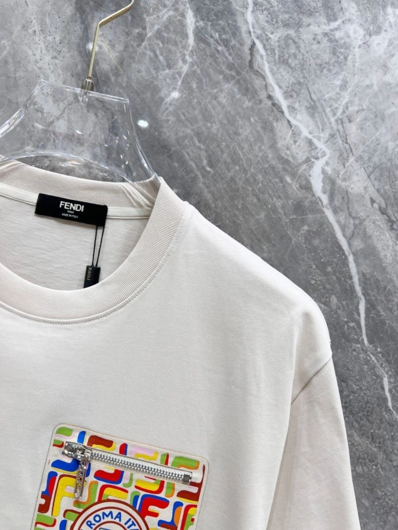 Modern Fendi T-Shirts 121900