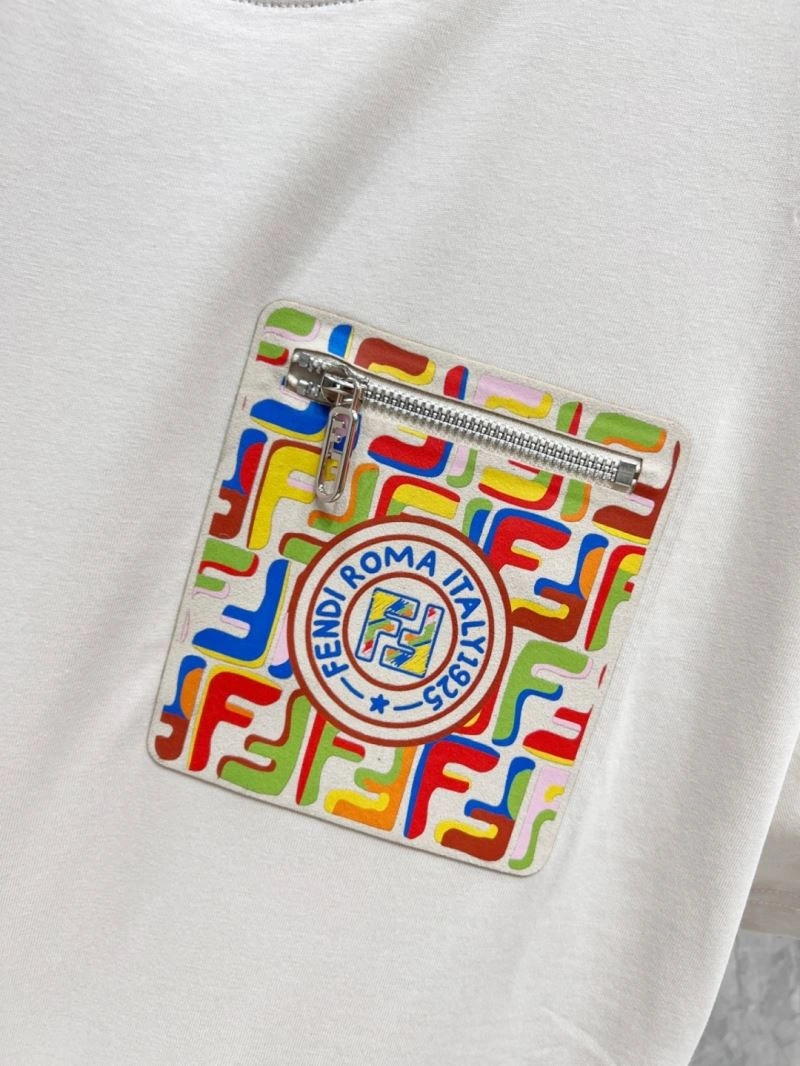Modern Fendi T-Shirts 121900