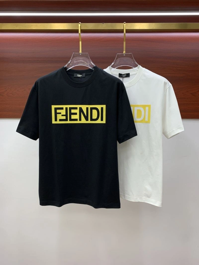 Fendi T-Shirts Comfortable 121928