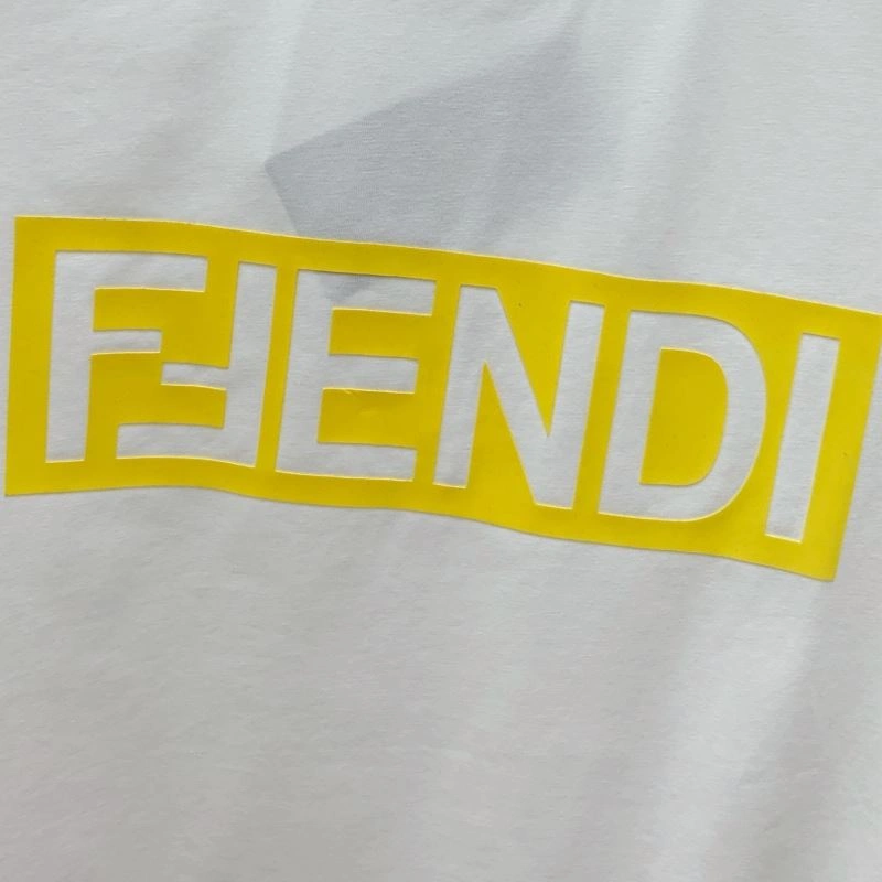Fendi T-Shirts Comfortable 121928