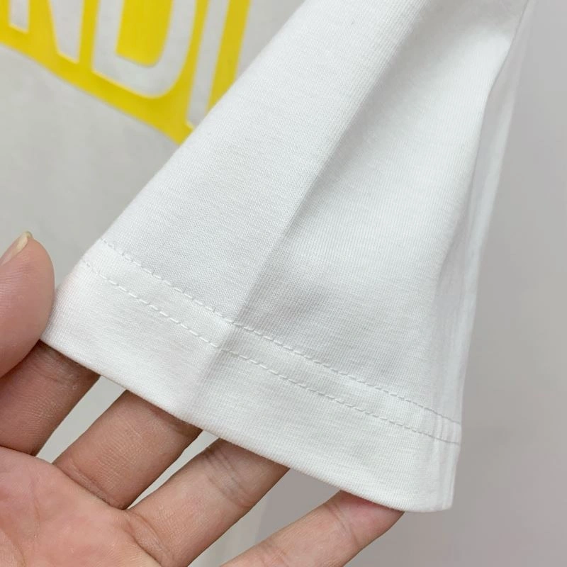 Fendi T-Shirts Comfortable 121928