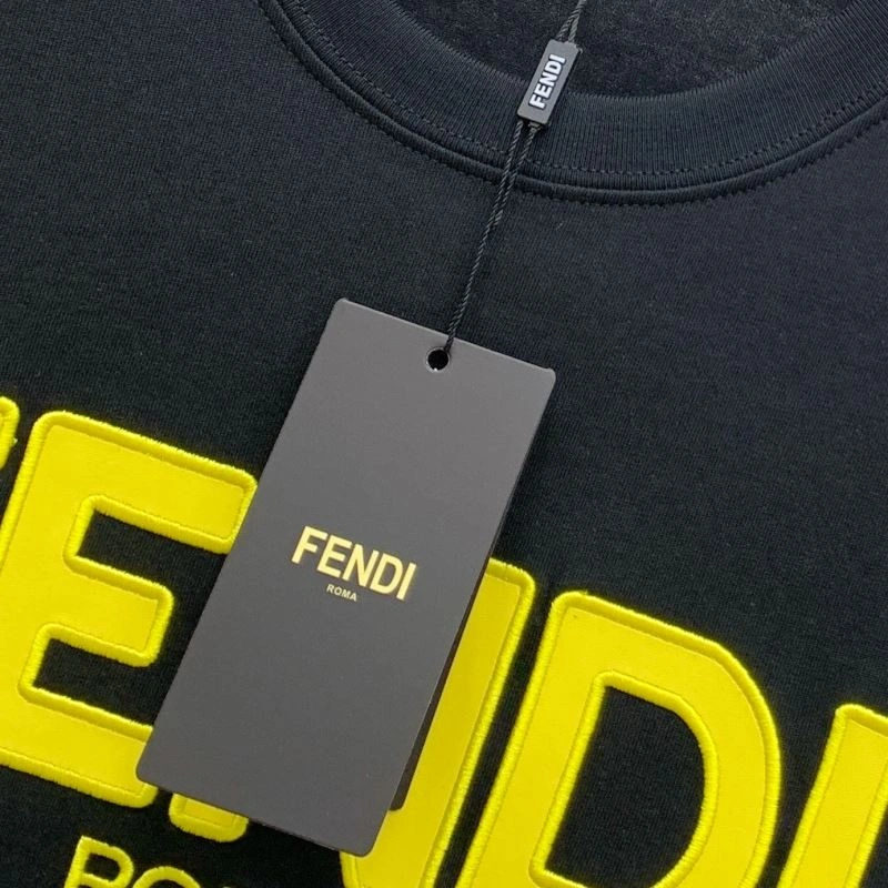 Fendi T-Shirts TravelReady 121904