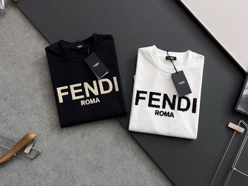 Comfortable Fendi T-Shirts 121915