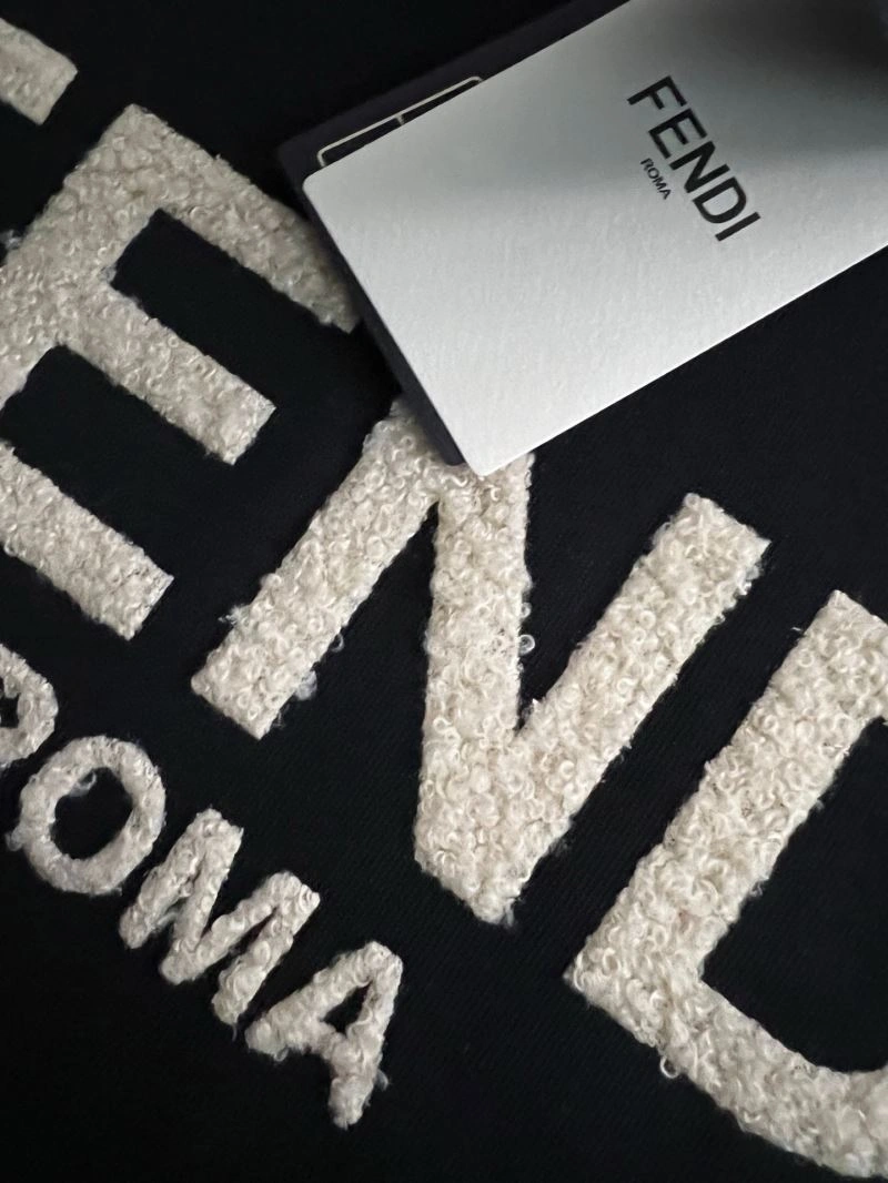 Comfortable Fendi T-Shirts 121915