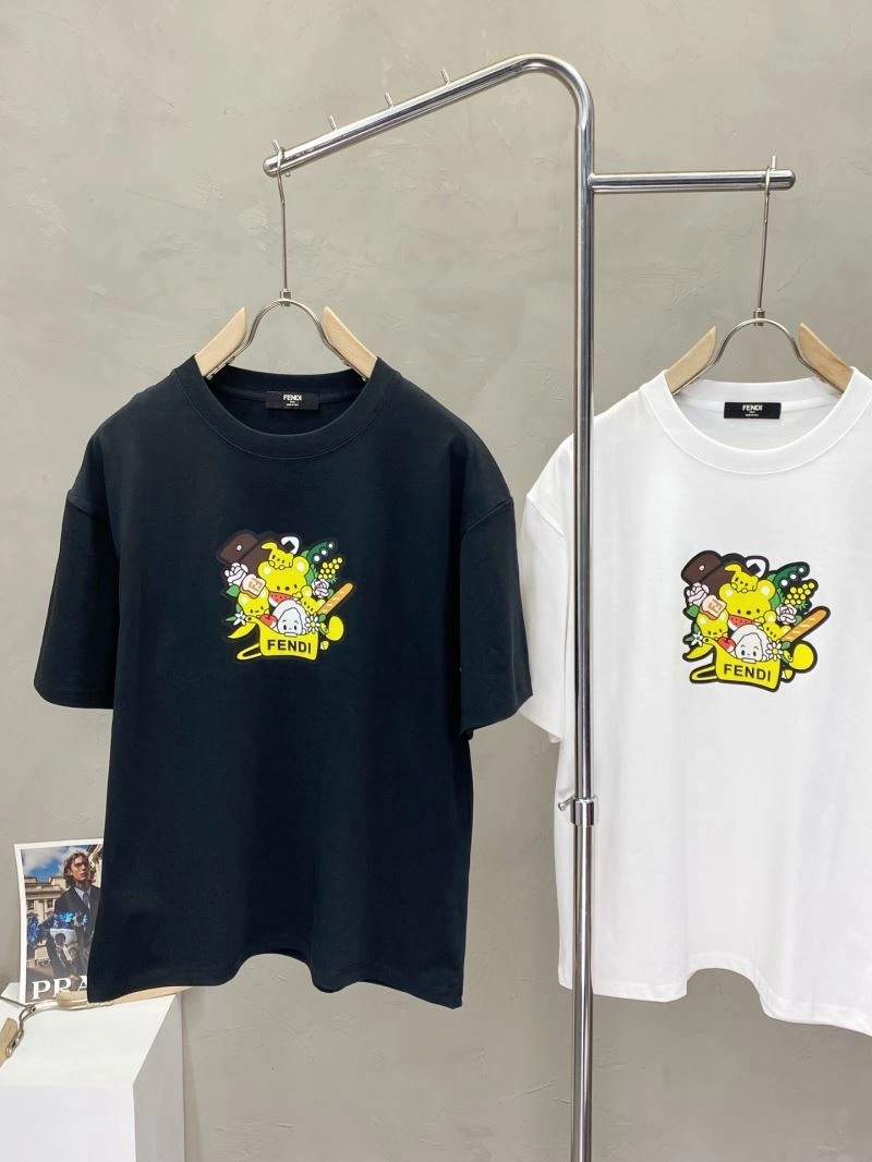 RelaxedFit Fendi T-Shirts 121921