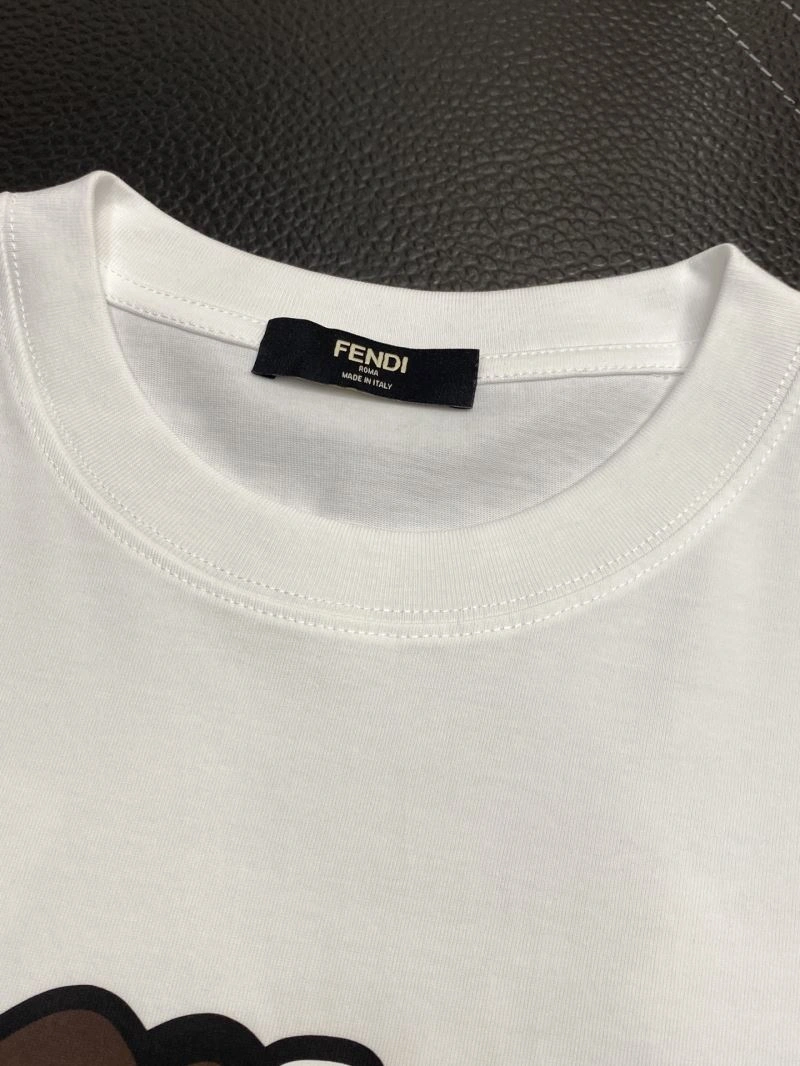 RelaxedFit Fendi T-Shirts 121921
