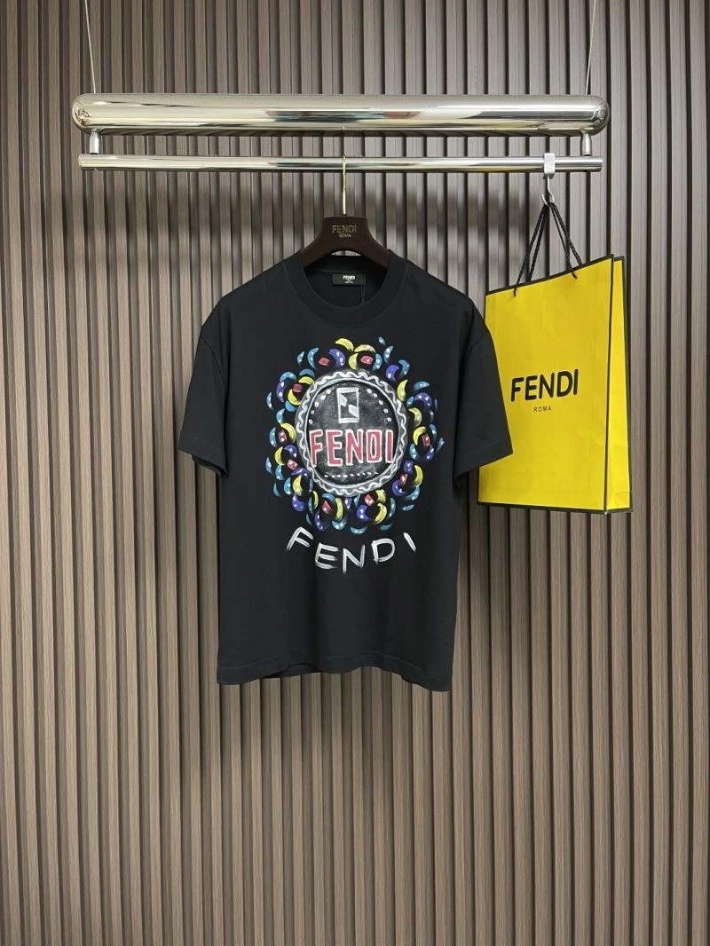 Stylish Fendi T-Shirts 121902