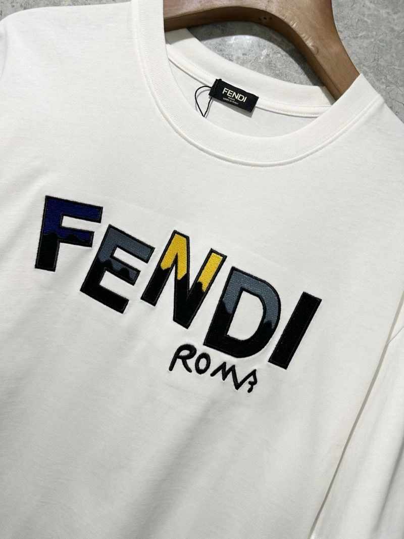 Soft Fendi T-Shirts 121885