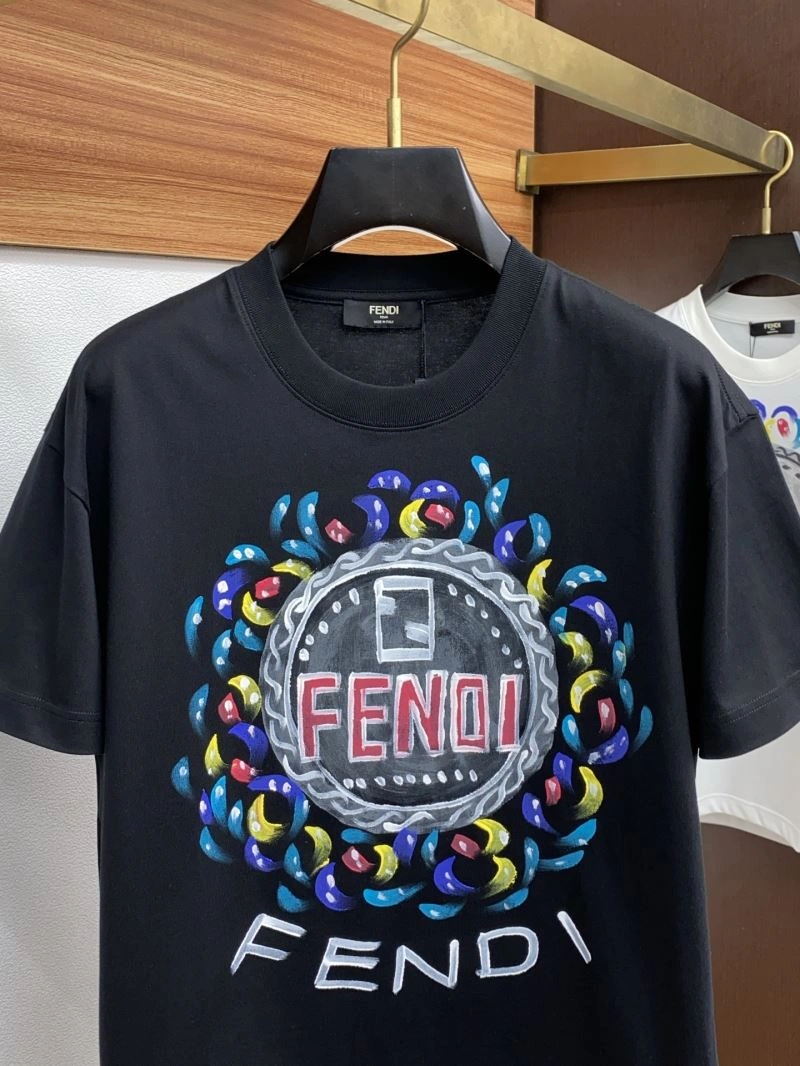 Fendi T-Shirts Comfortable 121874